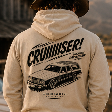 Hoodie Oldsmobile Custom Cruiser 1980 — CRUIIIISER!