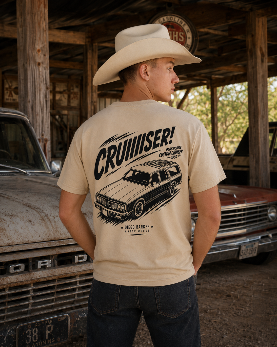 Tee-shirt Oldsmobile Custom Cruiser 1980 — CRUIIIISER!