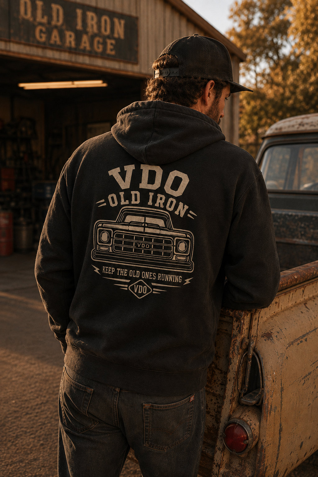 Hoodie VDO Old Iron